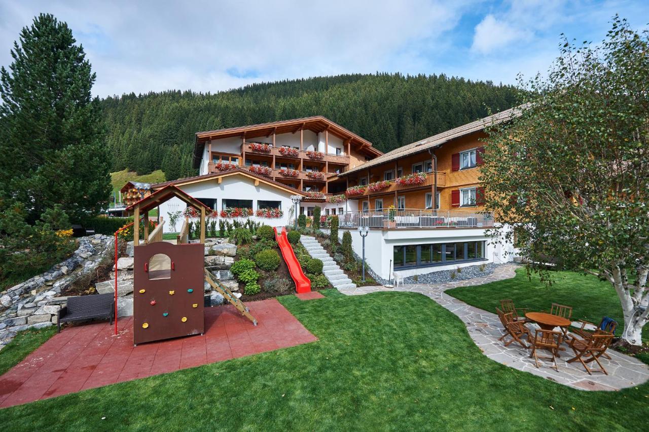 דאמואלס Hotel Alpenblume מראה חיצוני תמונה