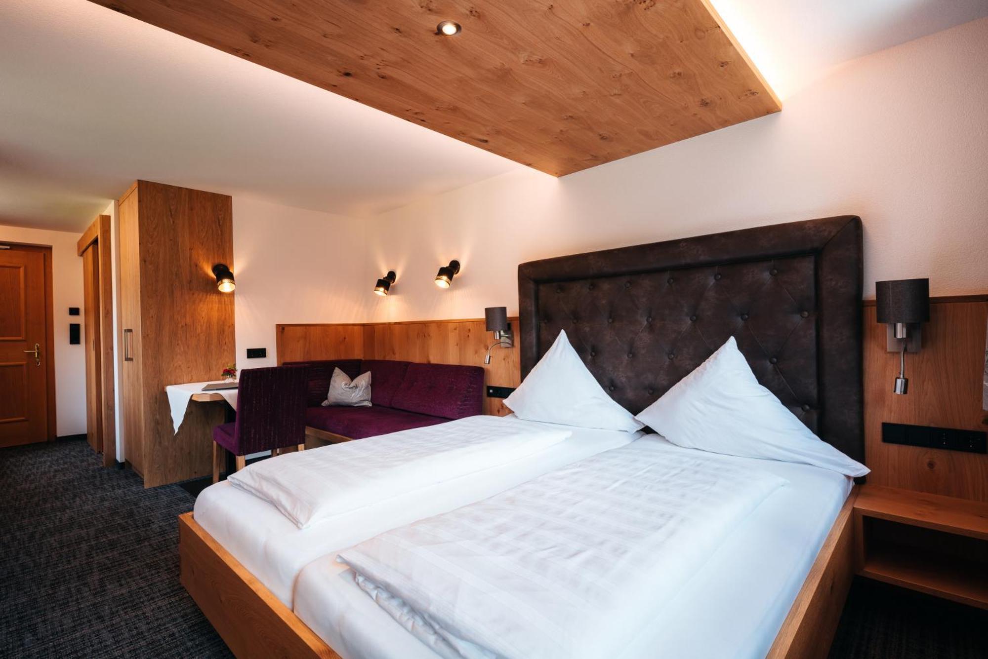 דאמואלס Hotel Alpenblume מראה חיצוני תמונה